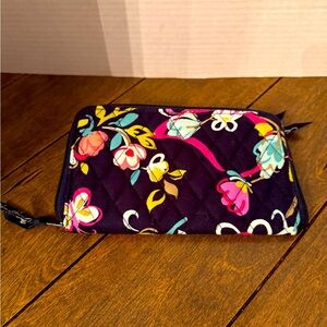 NWT Vera Bradley Ribbons Wallet Retired Breast Cancer